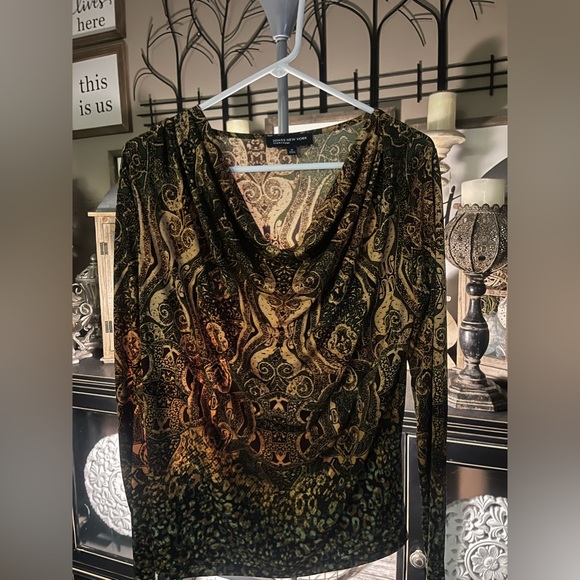 Beautiful business like light weight shirt size m - Picture 4 of 8